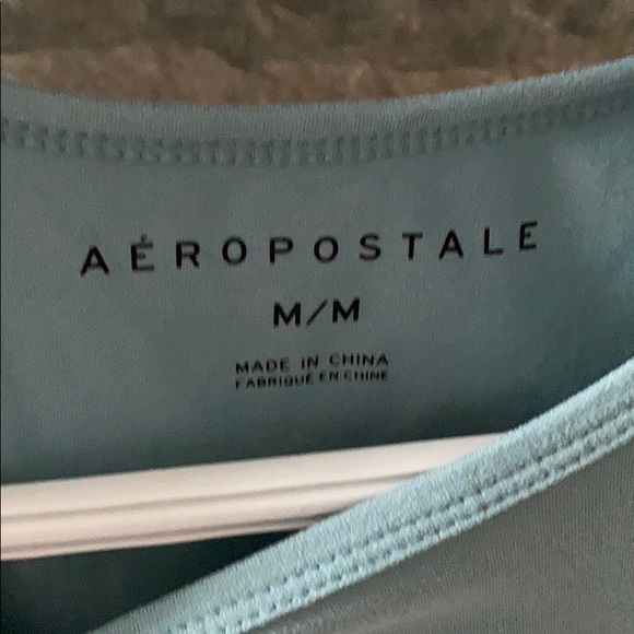 brand new aero crop top - Picture 3 of 3